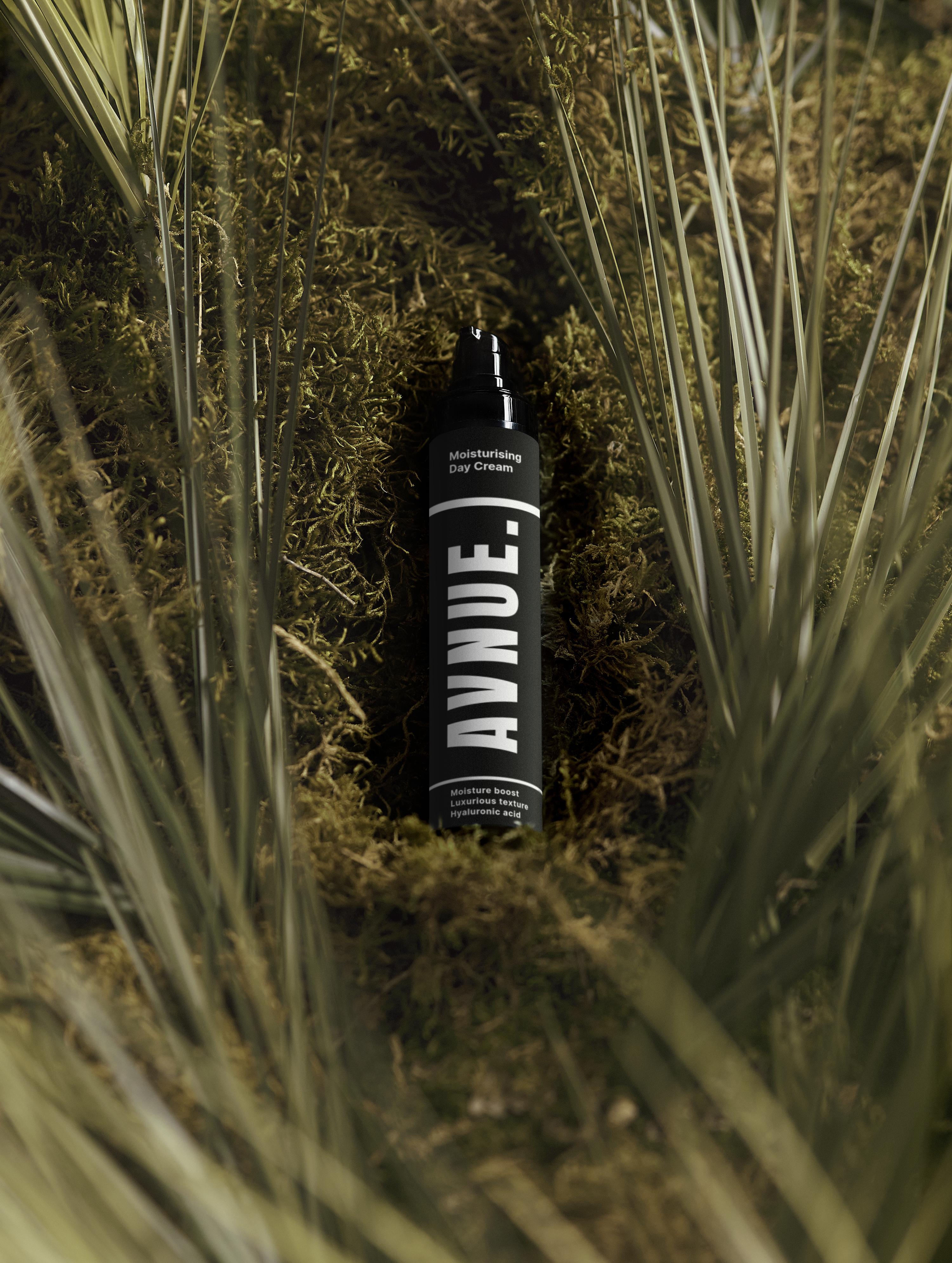 AVNUE - Återfuktande dagkräm