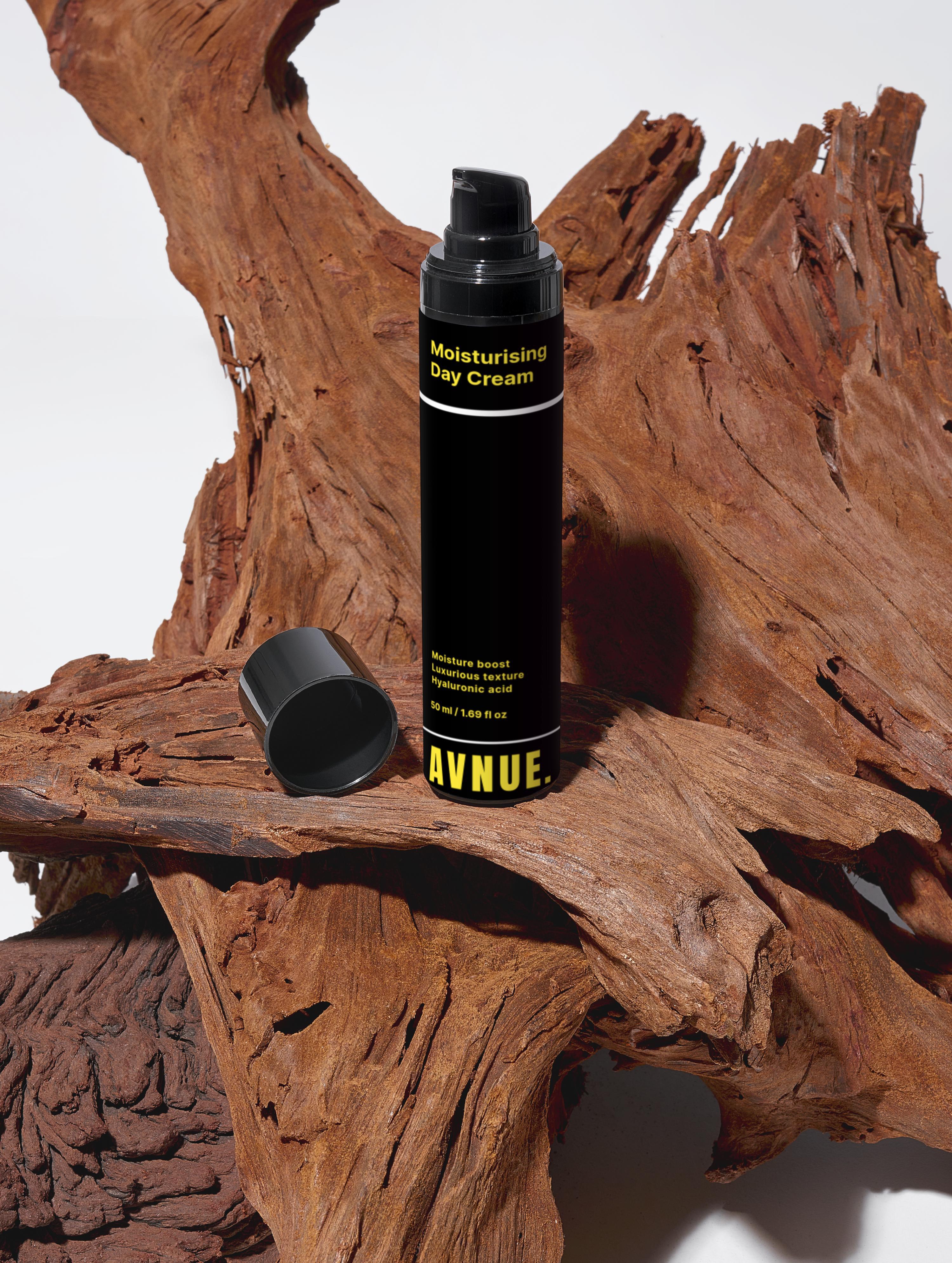 AVNUE - Återfuktande dagkräm